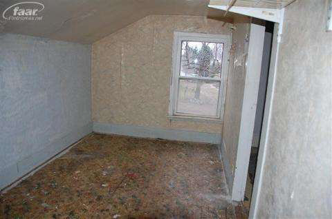 11111 Clyde Road Fenton, MI 48430 - Photo 10 of 10 20125468-9.JPG