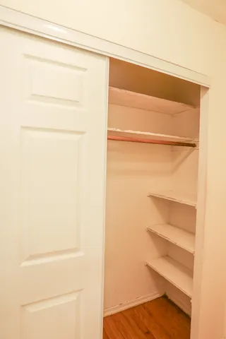 $1,050 | 1055 West Catalpa Avenue, Unit 511, Chicago, IL 60640