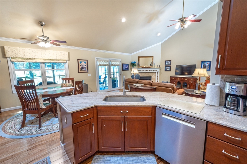 383 Mashapaug Road Holland, MA 01521 - Photo 8 of 42 Gallery Image 8