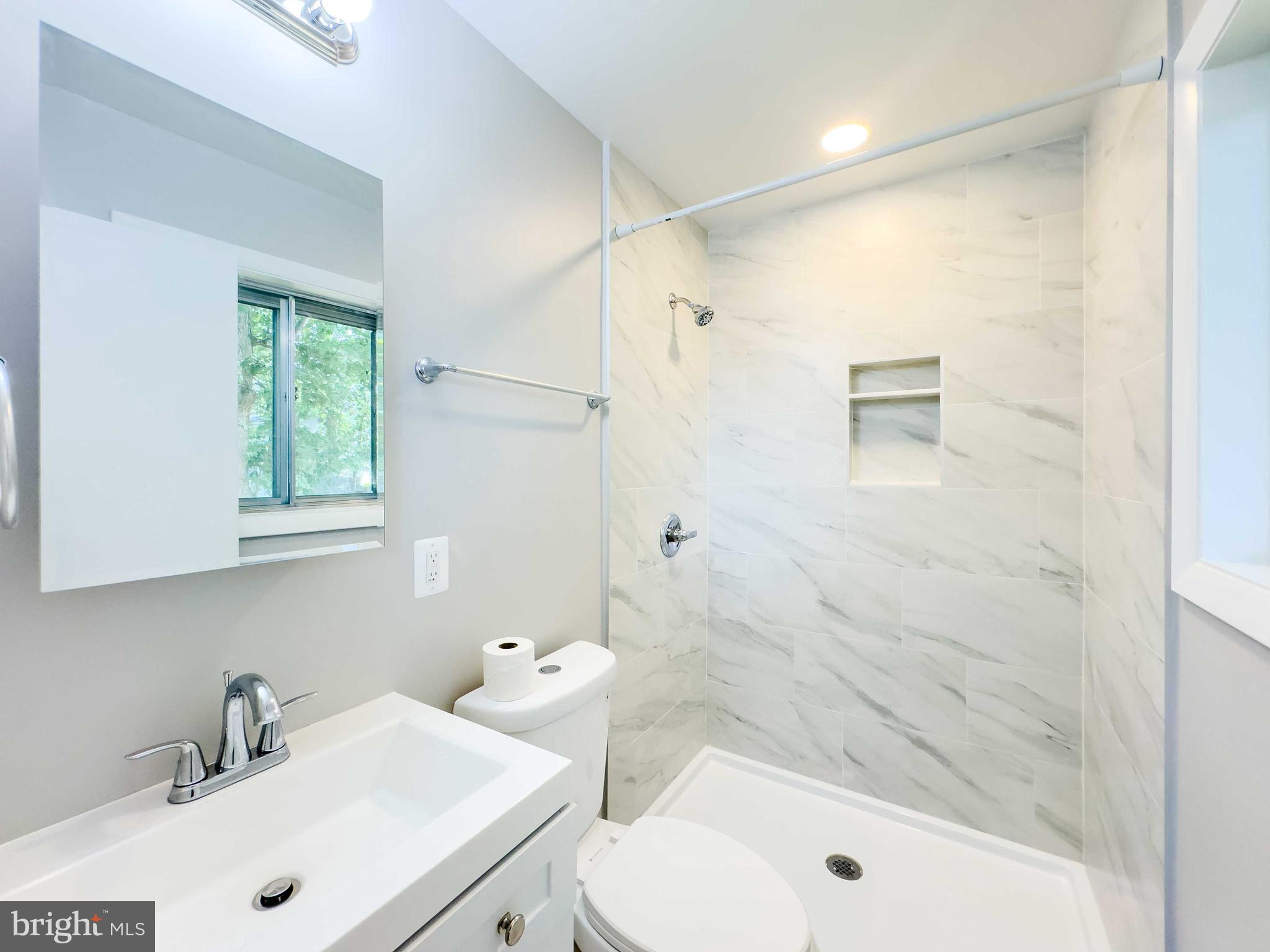 4400 Havelock Road Lanham, MD 20706 - Photo 23 of 41 Bathroom #2