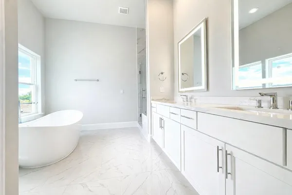 $525,000 | 11069 Chatterton Drive, Houston, TX 77043