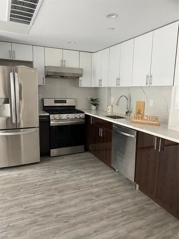 $949,999 | 65-18 Austin Street, Unit 8A | Rego Park