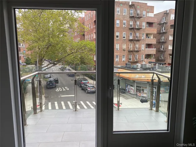 $949,999 | 65-18 Austin Street, Unit 8A | Rego Park