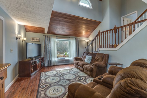 46 Chatham Road Billerica, MA 01821 - Photo 12 of 30