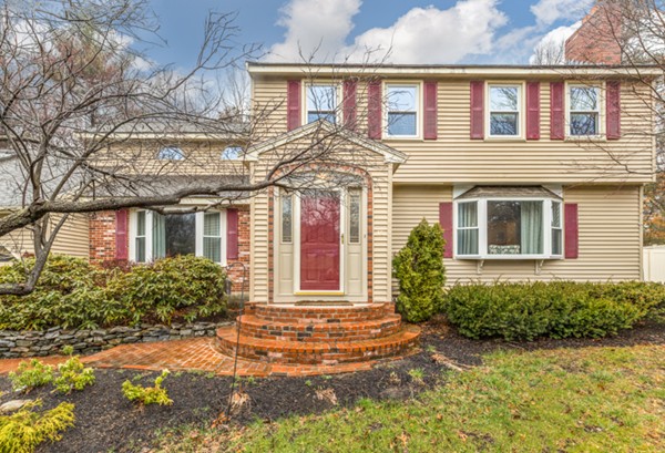 46 Chatham Road Billerica, MA 01821 - Photo 2 of 30