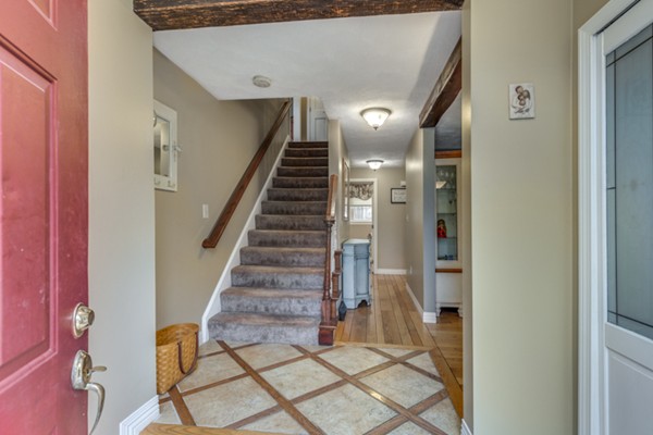 46 Chatham Road Billerica, MA 01821 - Photo 4 of 30