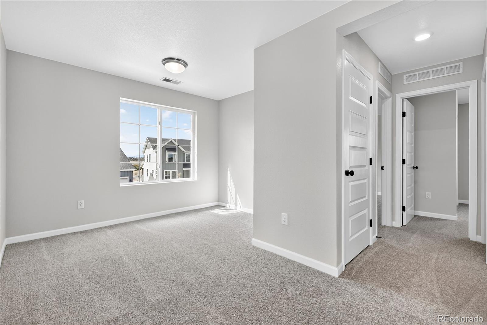 4334 Ridgewalk Point Castle Rock, CO 80108 - Photo 18 of 49