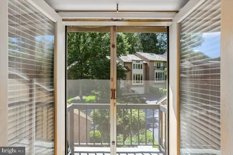 $1,480,000 | 6113 Goldtree Way, Bethesda, MD 20817