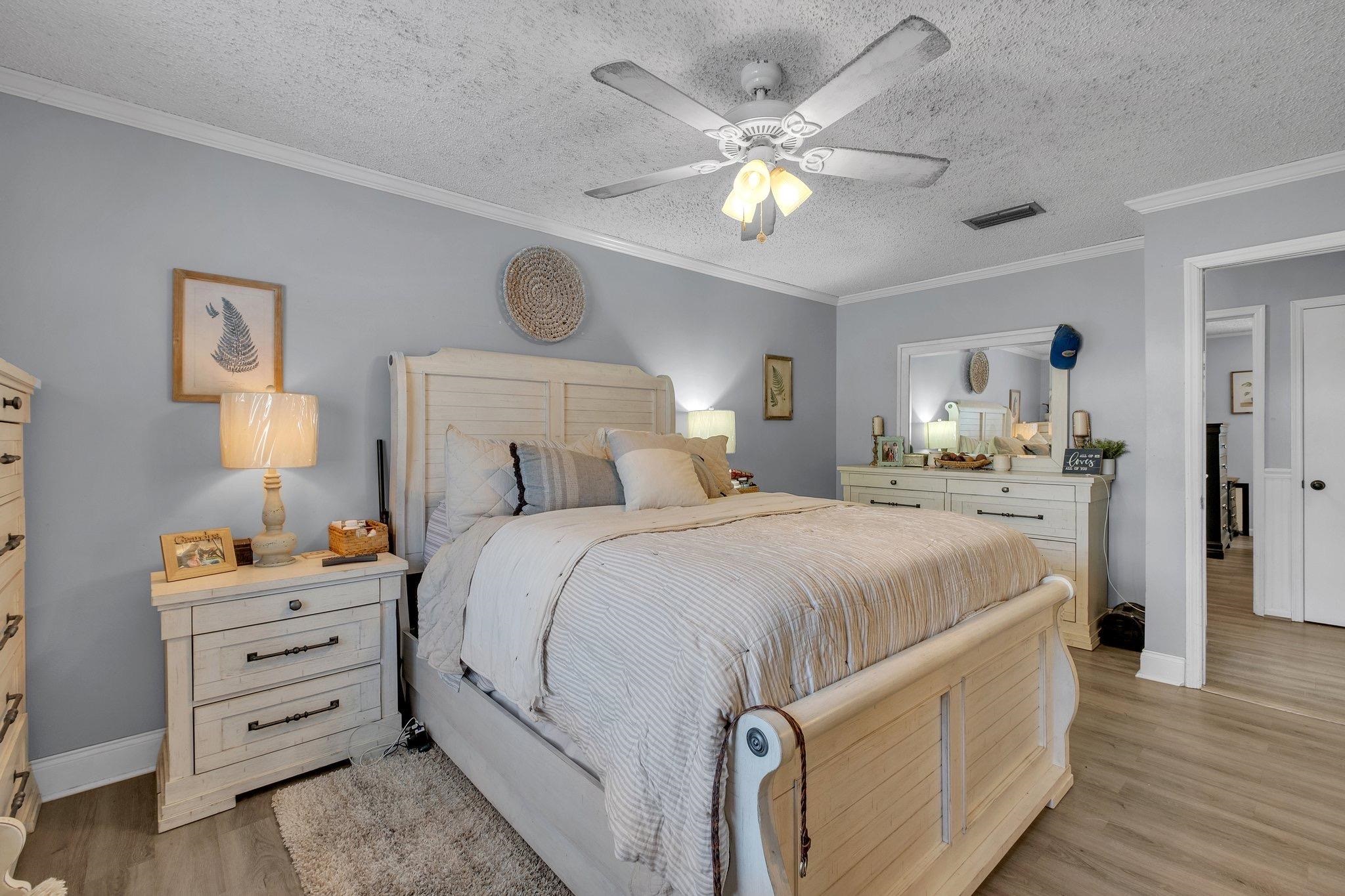 285 Northwest Whispering Pines Loop Madison, FL 32340 - Photo 17 of 34