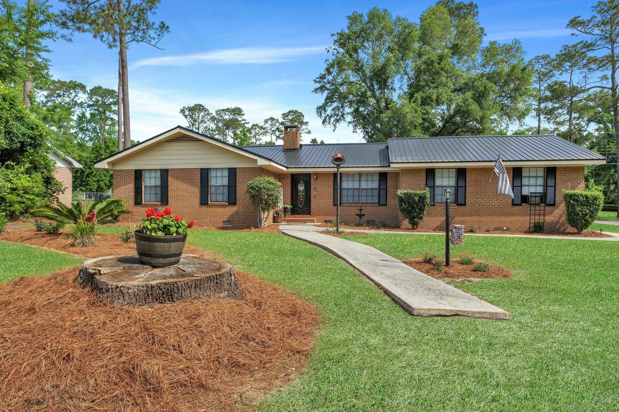 285 Northwest Whispering Pines Loop Madison, FL 32340 - Photo 25 of 34