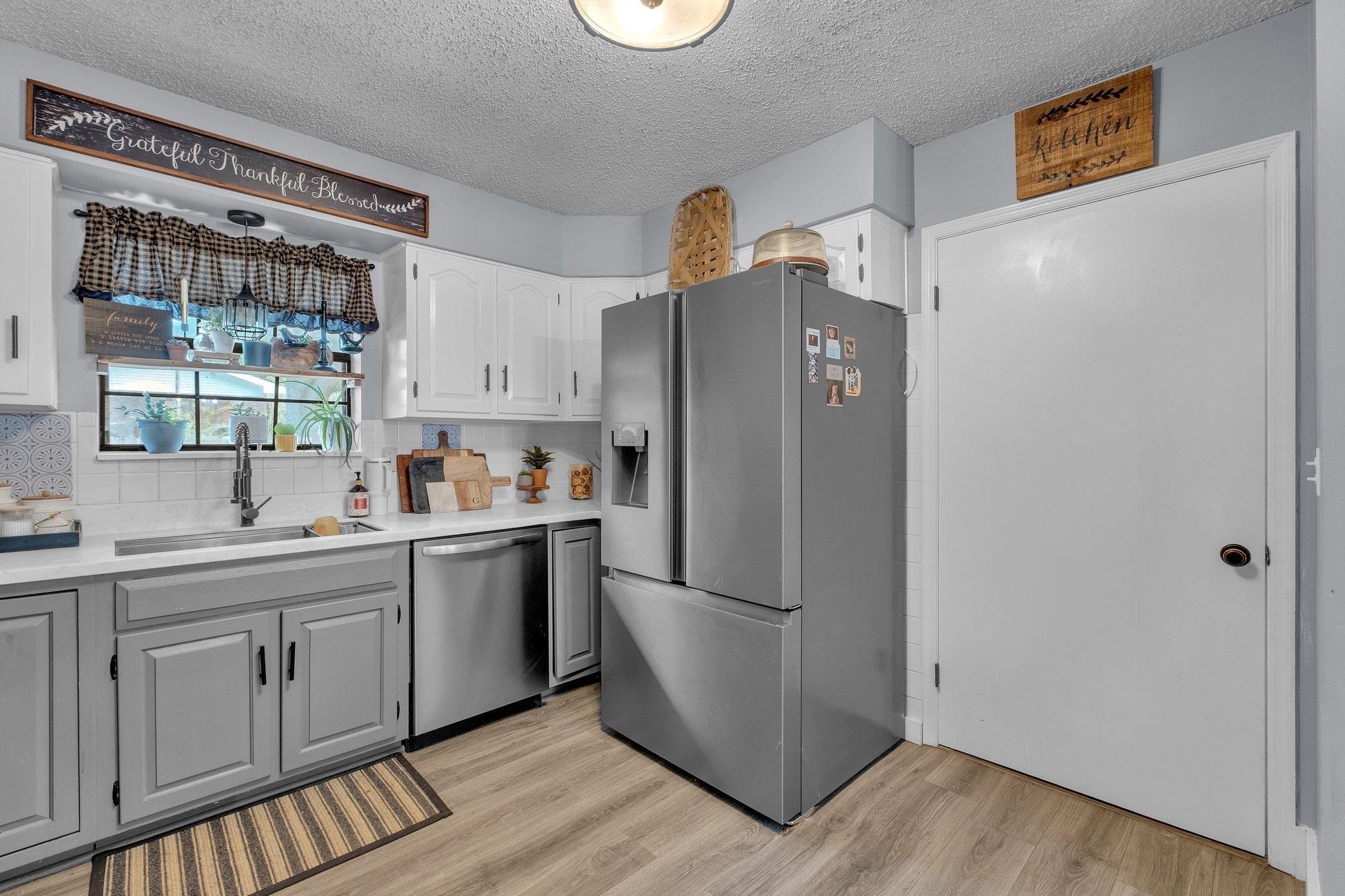 285 Northwest Whispering Pines Loop Madison, FL 32340 - Photo 9 of 34