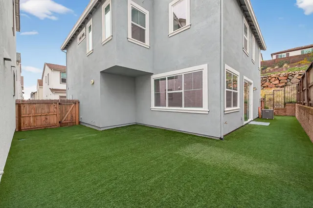 $675,000 | 3225 Sunny Gate Lane, Folsom, CA 95630