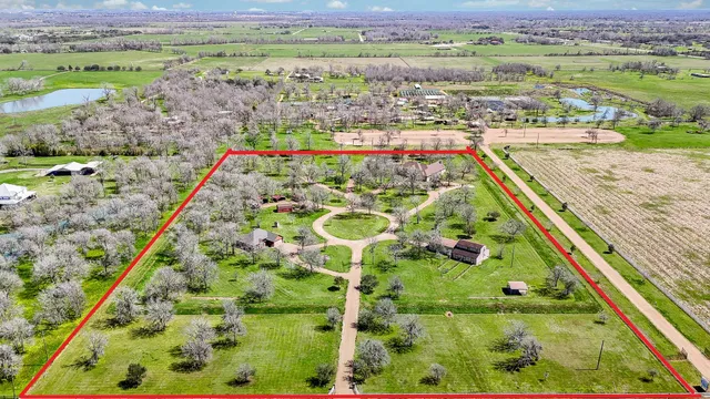 $1,999,500 | 0 Chisolm Trail, Wallis, TX 77485