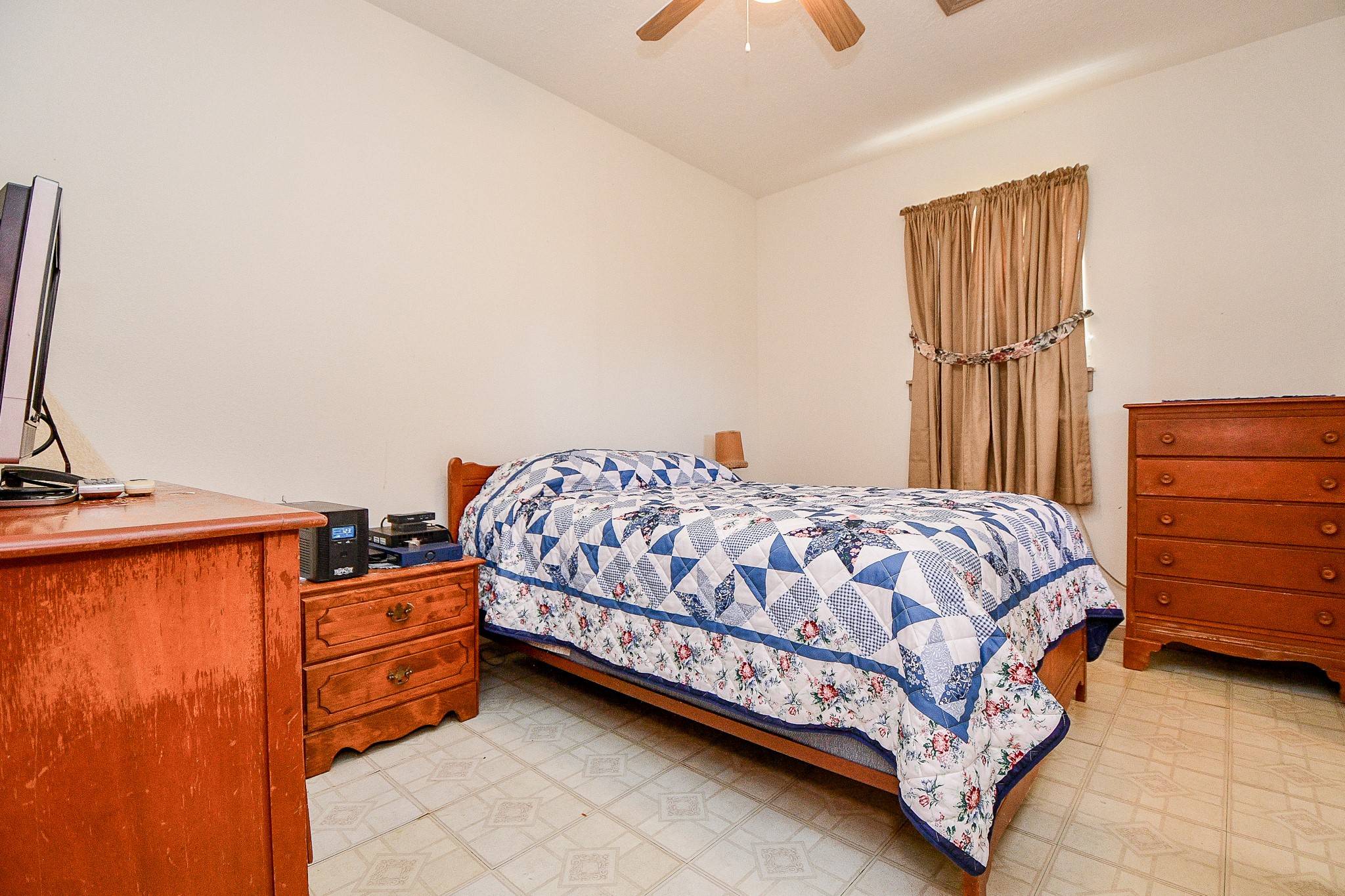 0 Chisolm Trail Wallis, TX 77485 - Photo 30 of 49 Bedroom barn