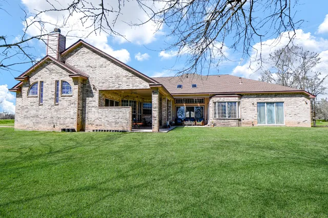 $1,999,500 | 0 Chisolm Trail, Wallis, TX 77485