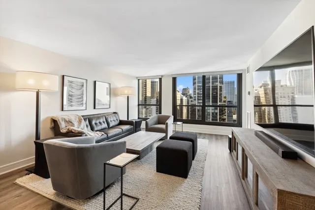 $475,000 | 1030 North State Street, Unit 31K, Chicago, IL 60610