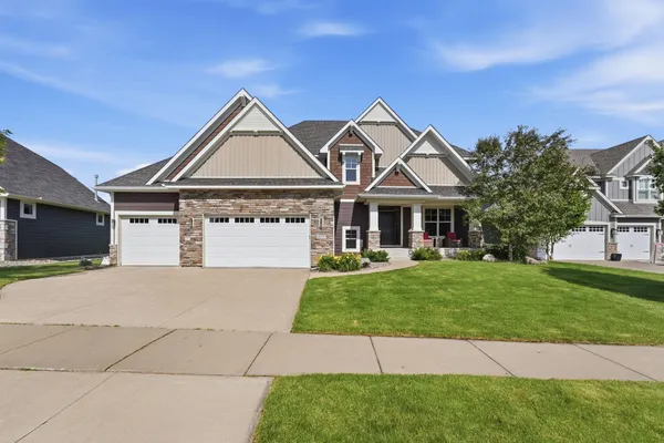 $829,900 | 6975 Kimberly Court North, Maple Grove, MN 55311
