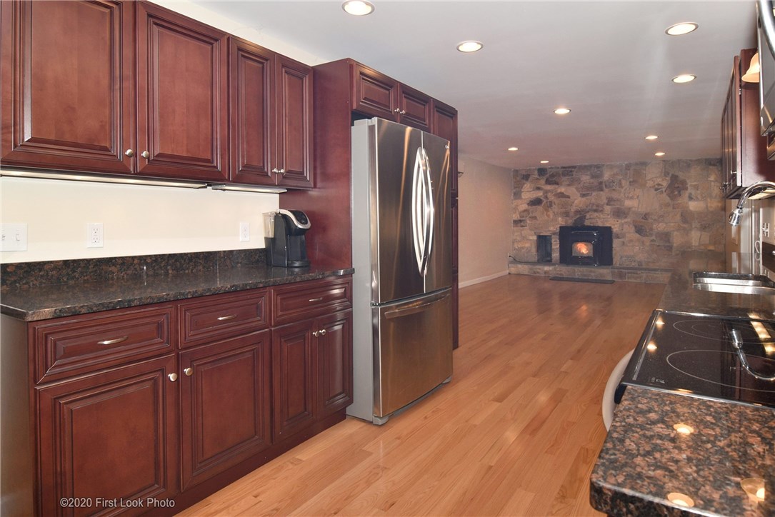 653 Ten Rod Road Exeter, RI 02822 - Photo 7 of 45