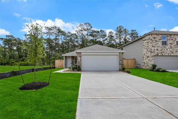 $1,750 | 915 Songbird Lane, Magnolia, TX 77354