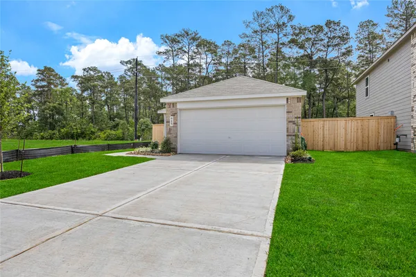 $1,750 | 915 Songbird Lane, Magnolia, TX 77354