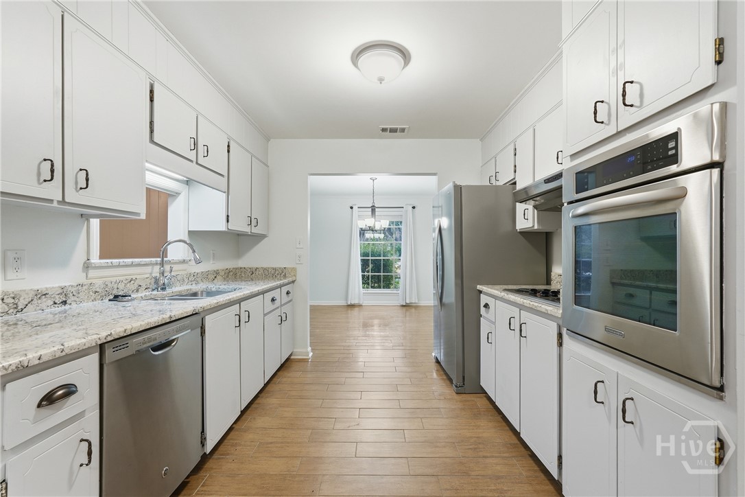 108 Steerforth Road Savannah, GA 31410 - Photo 12 of 32