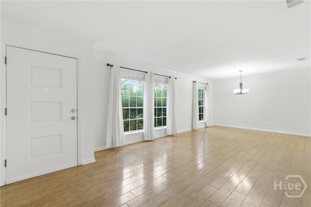 108 Steerforth Road Savannah, GA 31410 - Photo 5 of 32