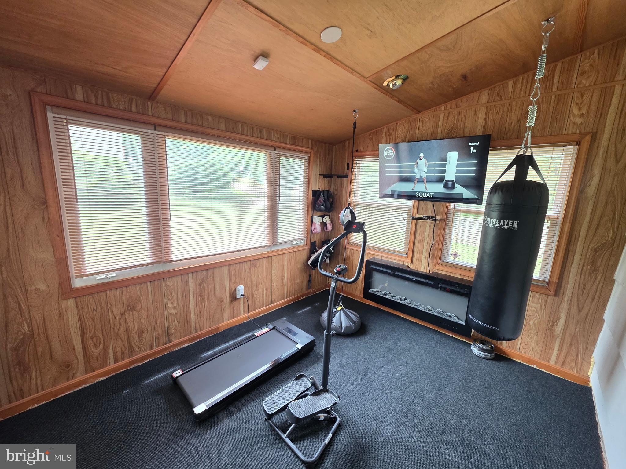 327 Ardmore Road Linthicum Heights, MD 21090 - Photo 30 of 37 Gallery Image 30