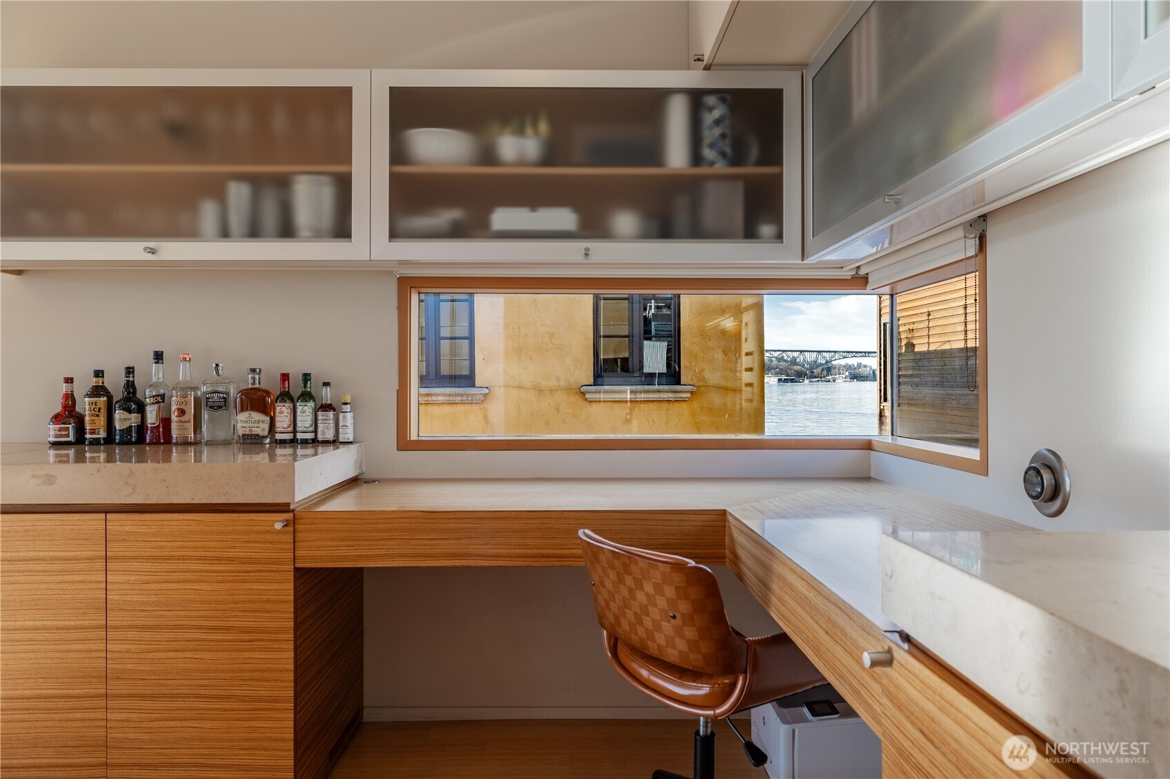 2369 Fairview Avenue East, Unit 6 Seattle, WA 98102 - Photo 17 of 40