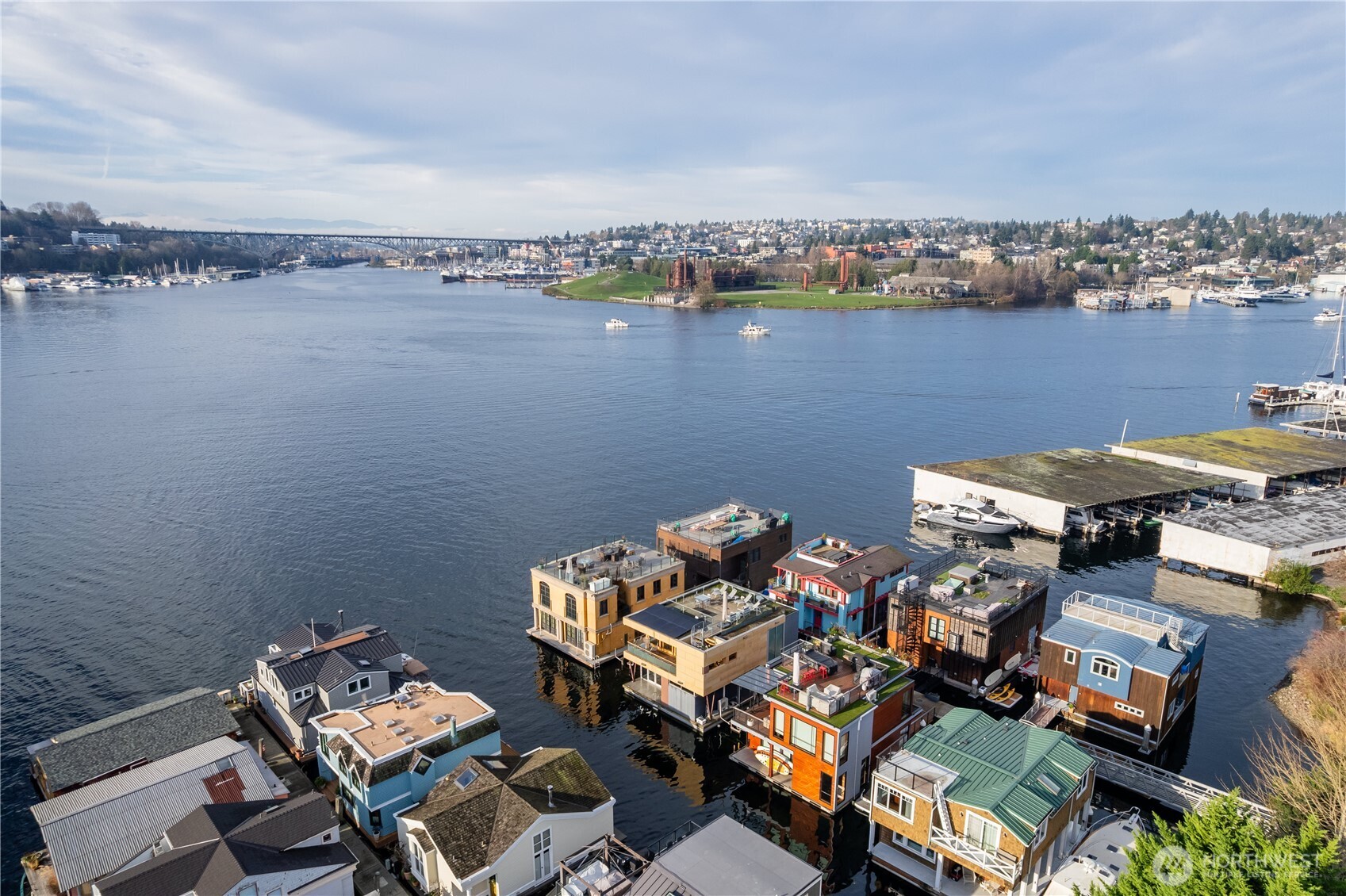 2369 Fairview Avenue East, Unit 6 Seattle, WA 98102 - Photo 2 of 40