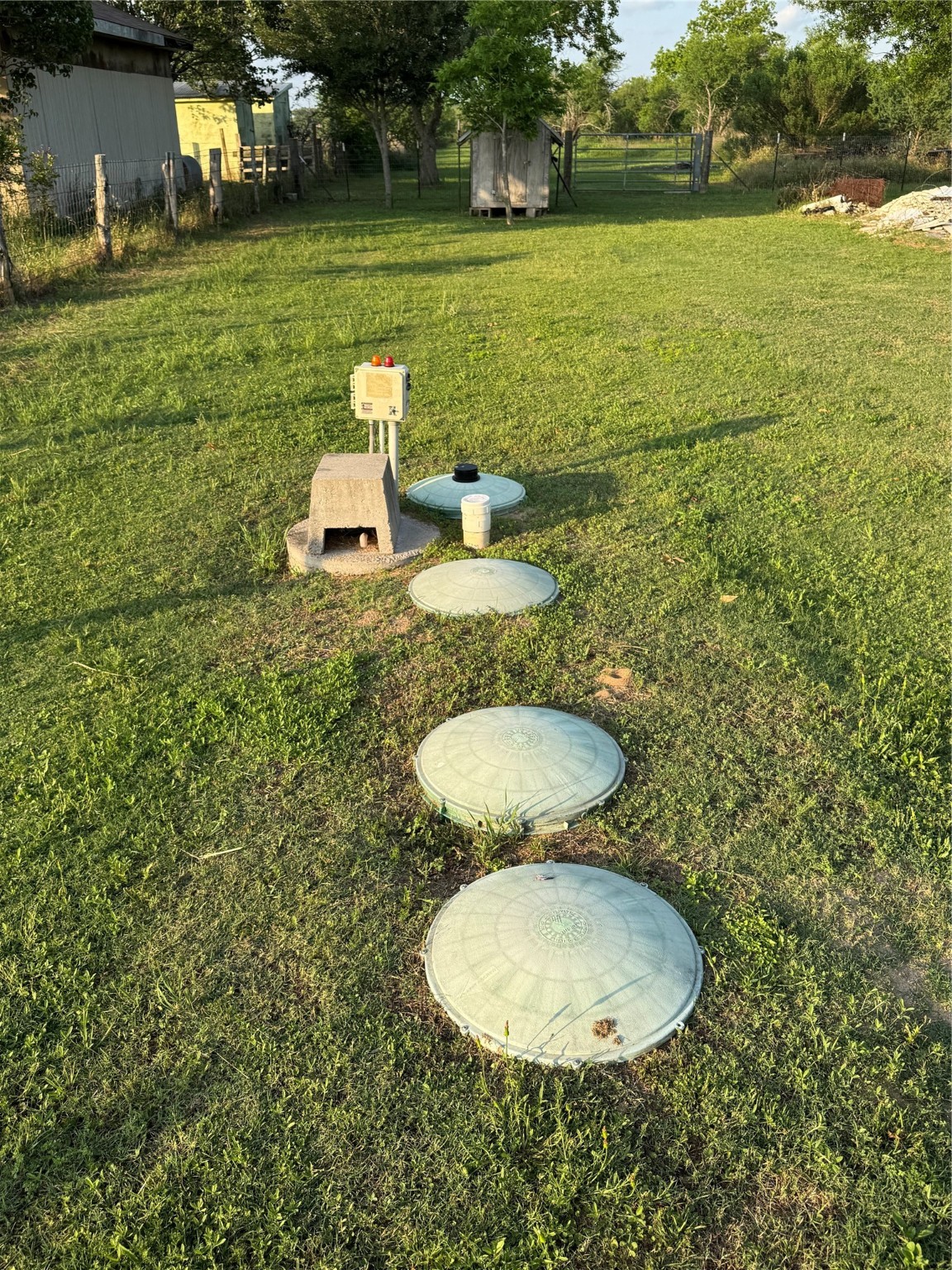 2310 Hopkins Road Beasley, TX 77417 - Photo 9 of 29