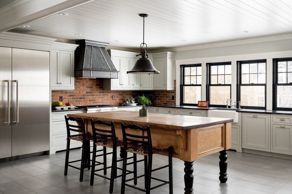 7 Jericho Road Scituate, MA 02066 - Photo 6 of 32 Gallery Image 6