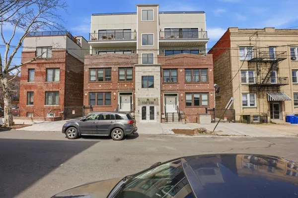 $3,800 | 936 Pavonia Avenue, Unit 3B, Jersey City, NJ 07306