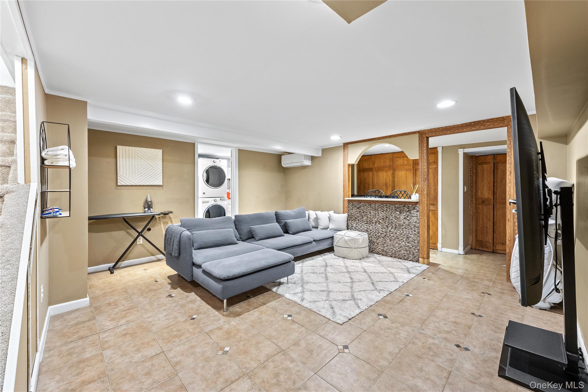 82 Superior Road Floral Park, NY 11001 - Photo 24 of 26