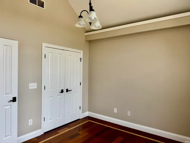 $515,900 | 803 Spyglass Drive, Bedford, IN 47421