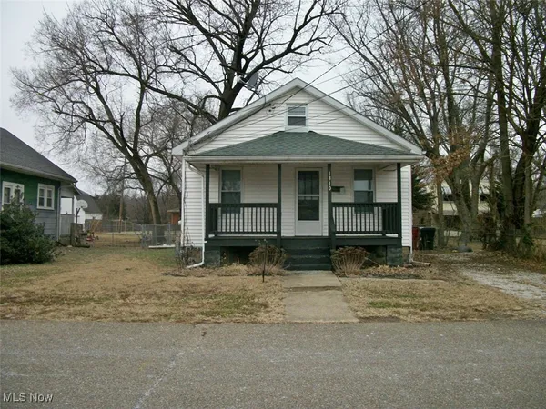 $139,900 | 1310 Roselawn Avenue, Belpre, OH 45714