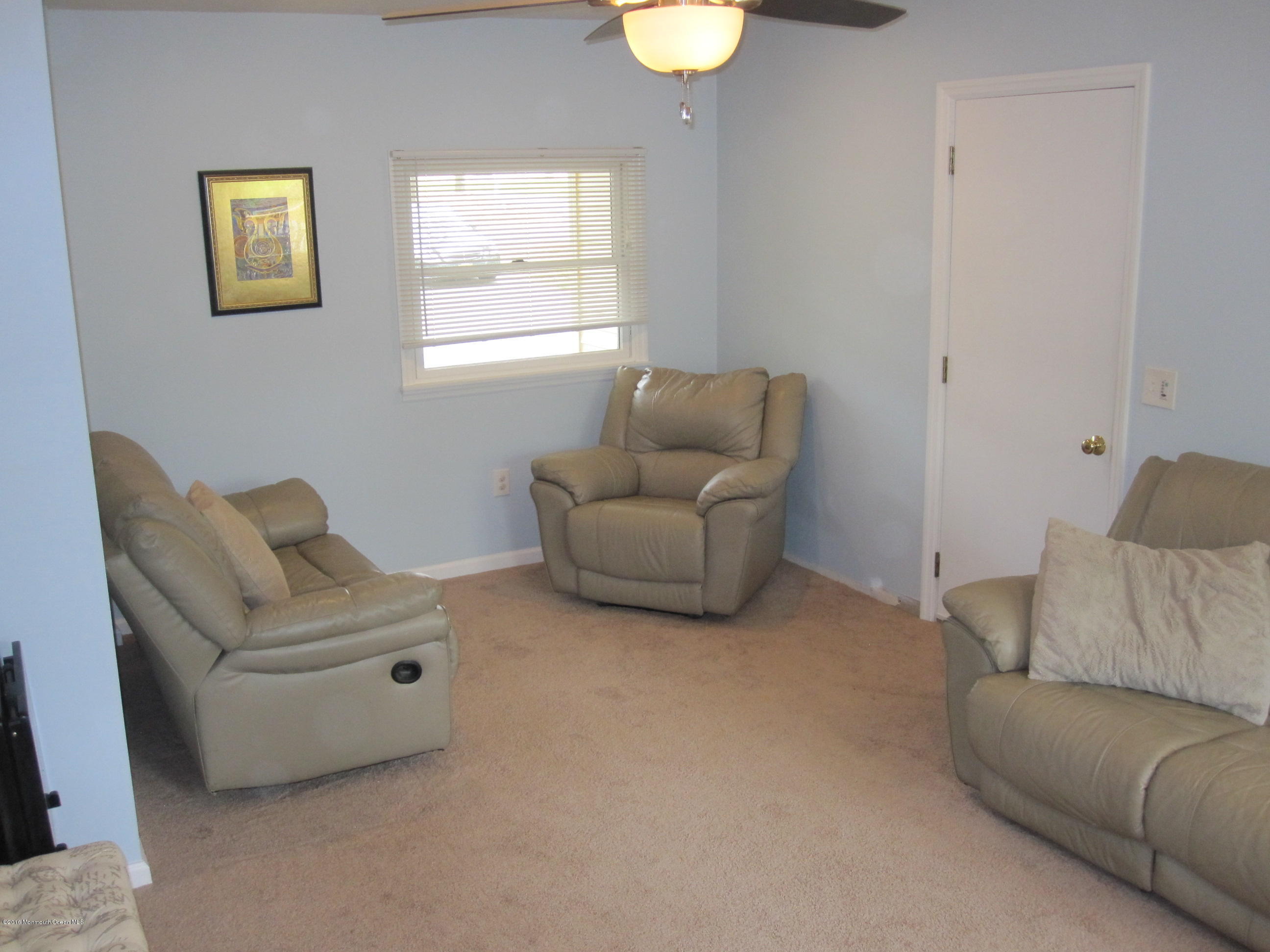 121 Pension Road Manalapan, NJ 07726 - Photo 13 of 24 2016-05-11 11.19.49