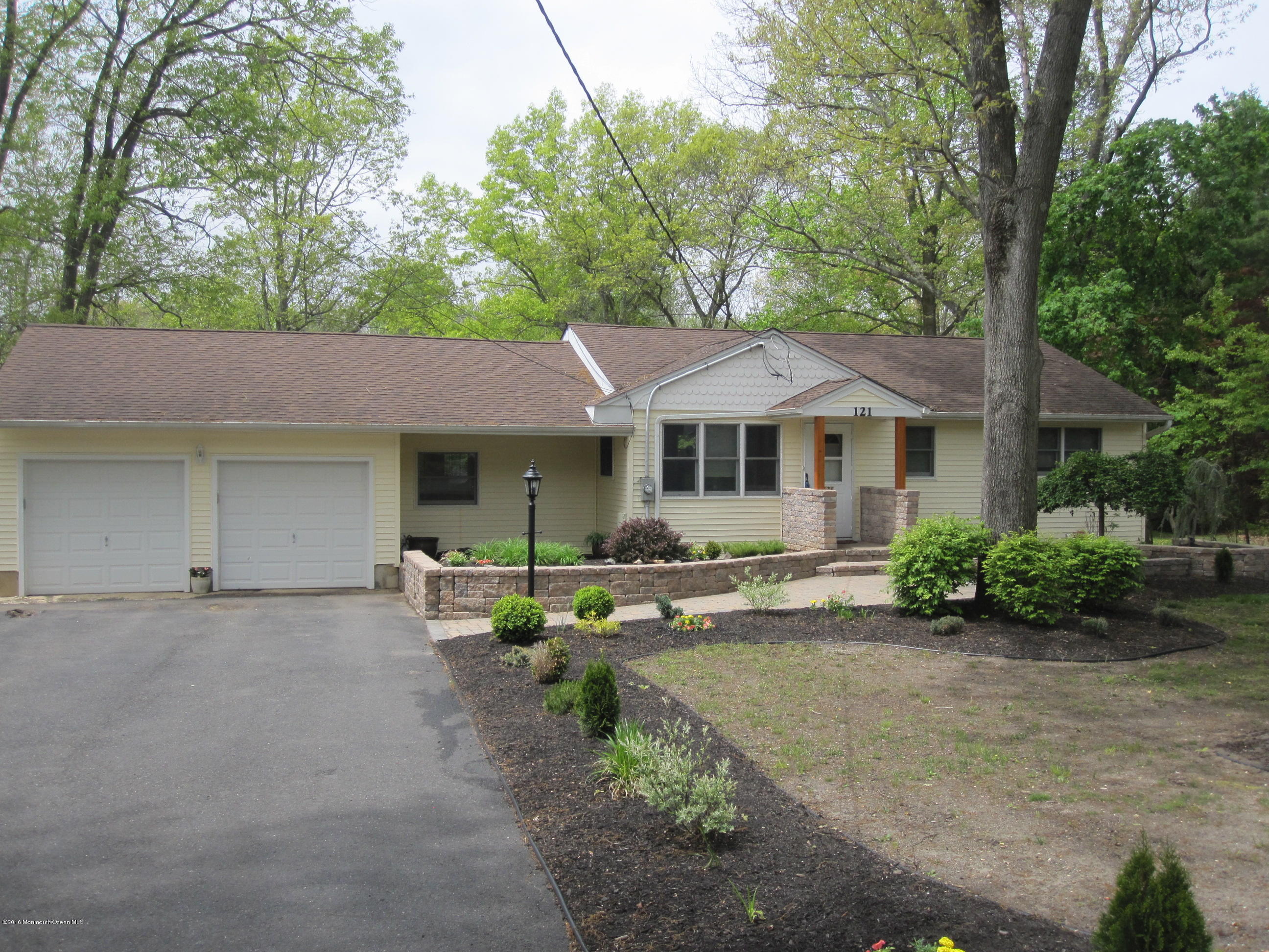121 Pension Road Manalapan, NJ 07726 - Photo 24 of 24 2016-05-11 11.39.51