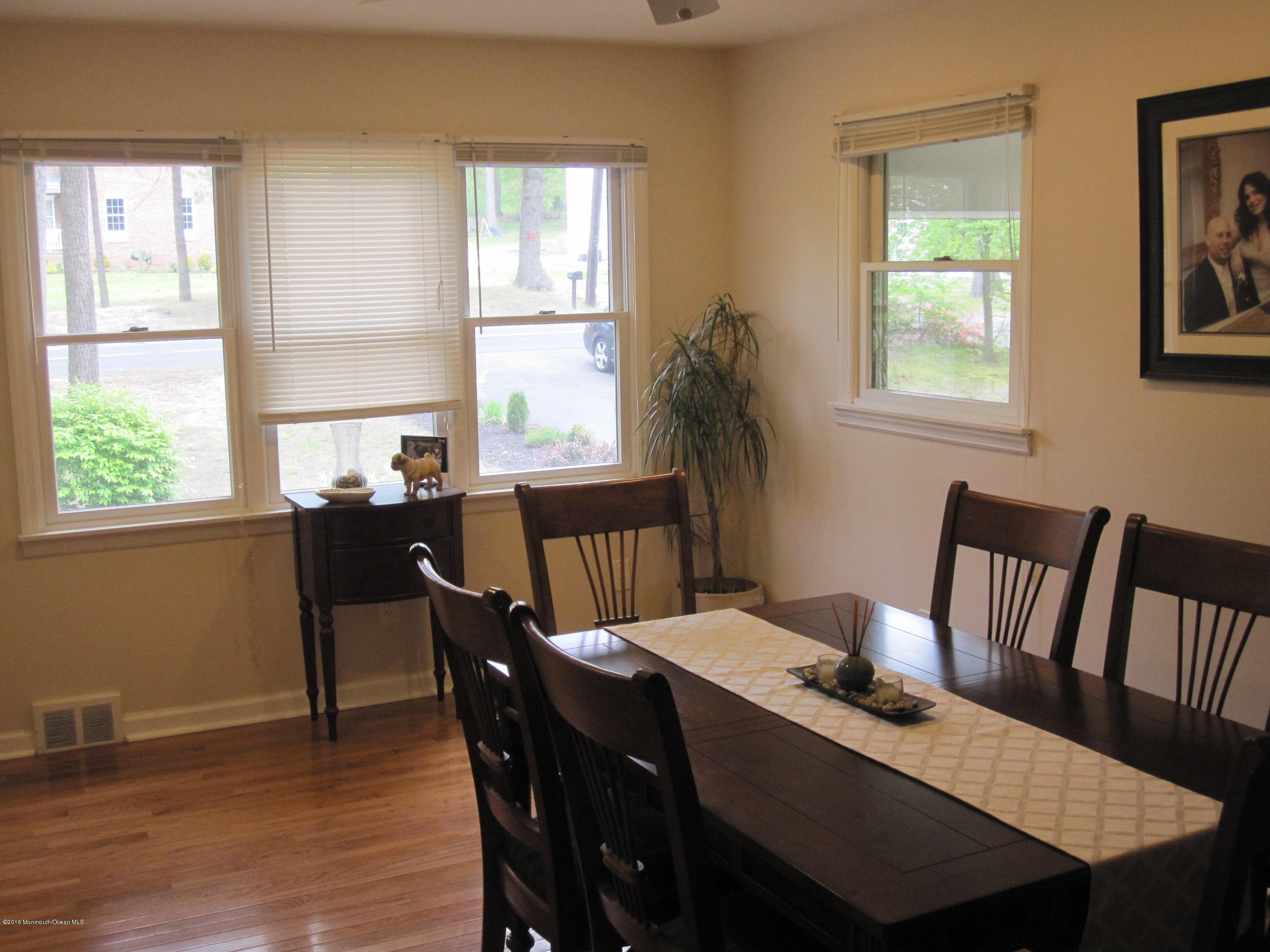 121 Pension Road Manalapan, NJ 07726 - Photo 6 of 24 2016-05-11 11.07.24