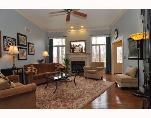 124 Park Road Beaver Falls, PA 15010 - Photo 3 of 8 Den/Family/Great Room.