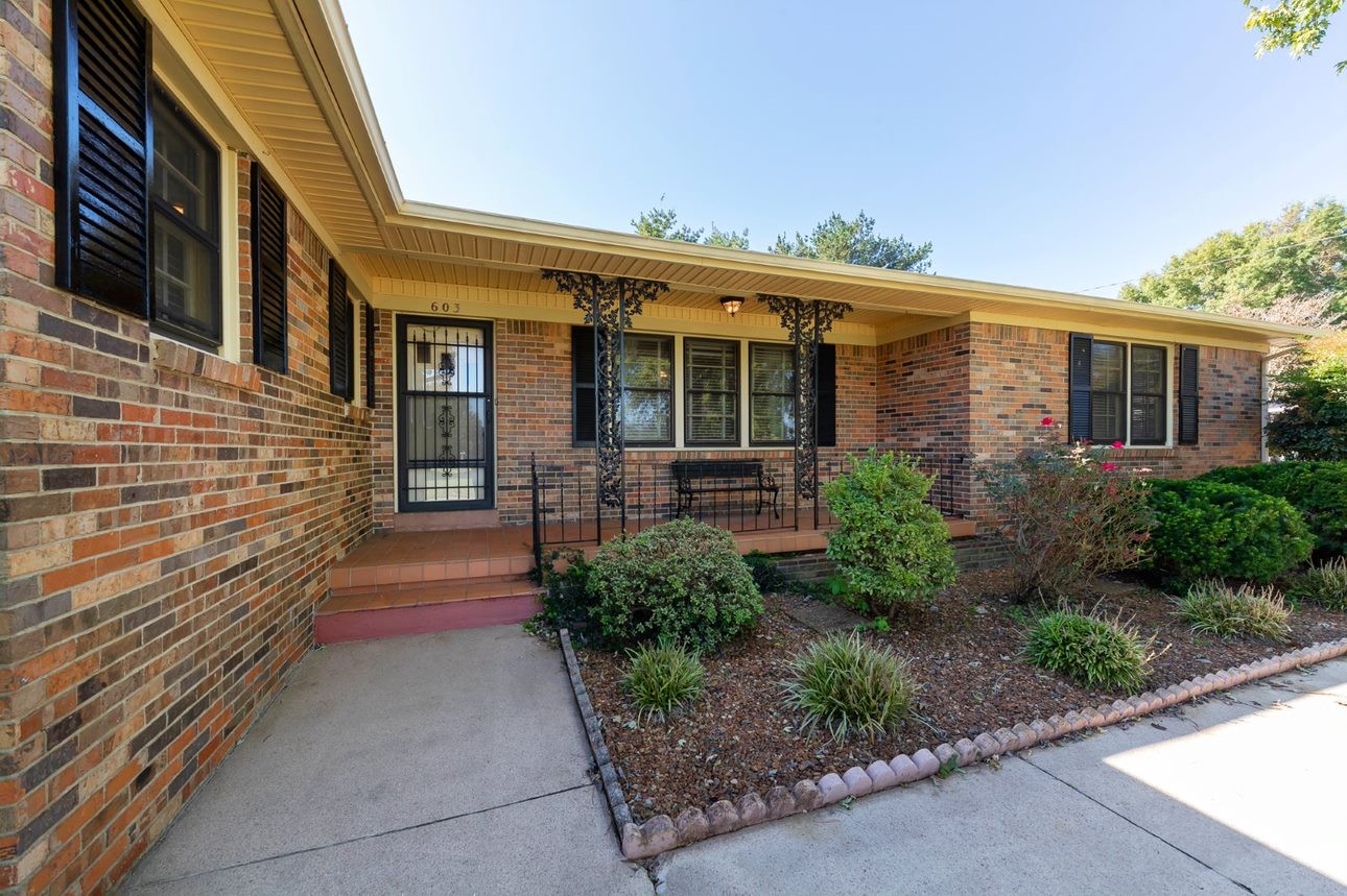 603 Meadow Road Mount Pleasant, TN 38474 - Photo 3 of 34 Gallery Image 3