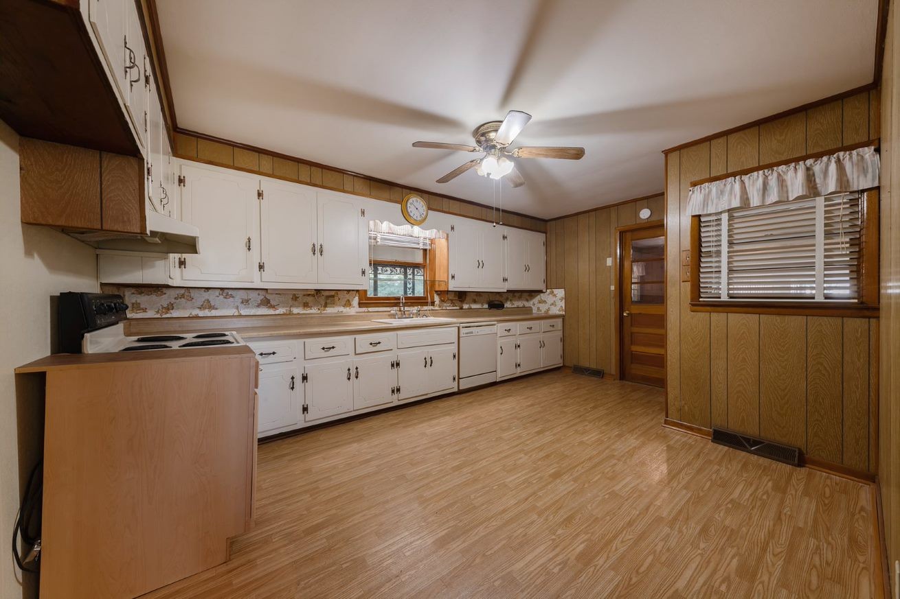 603 Meadow Road Mount Pleasant, TN 38474 - Photo 8 of 34 Gallery Image 8