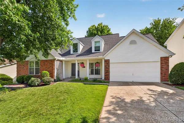 $449,900 | 2133 Telford Drive, St. Louis, MO 63125