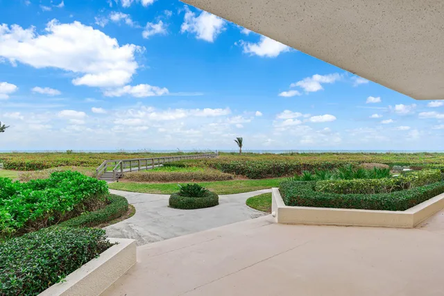 $2,900,000 | 2900 Southeast Dune Drive, Unit 105, Stuart, FL 34996