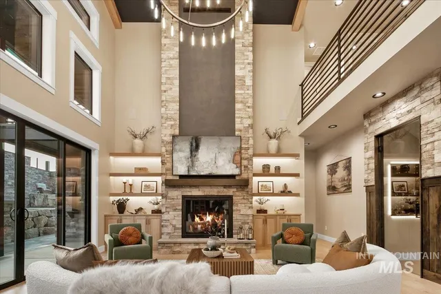 $2,499,900 | 7017 North Cairnhill Way, Eagle, ID 83616
