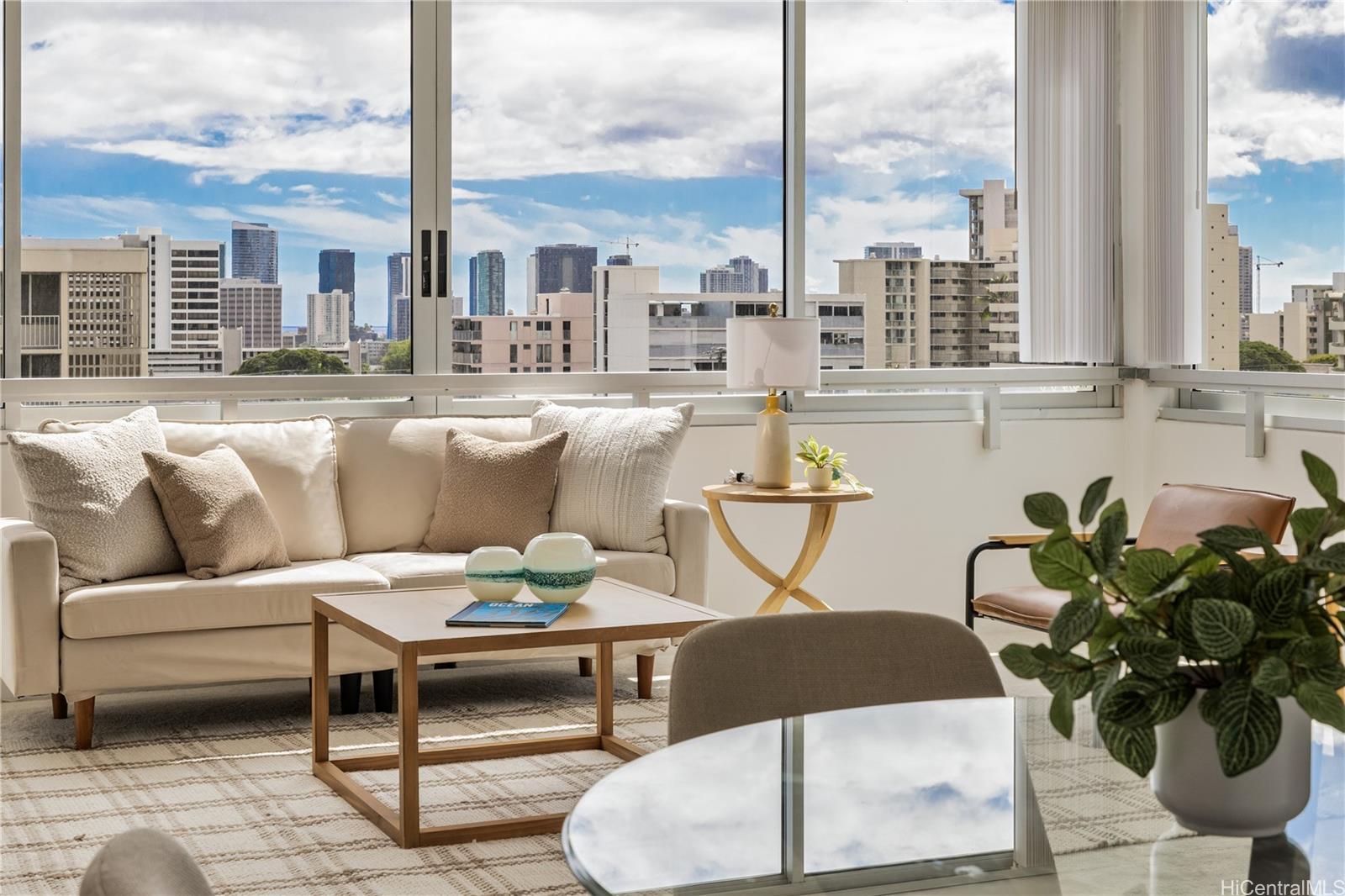 1545 Nehoa Street, Unit 302 Honolulu, HI 96822 - Photo 11 of 17