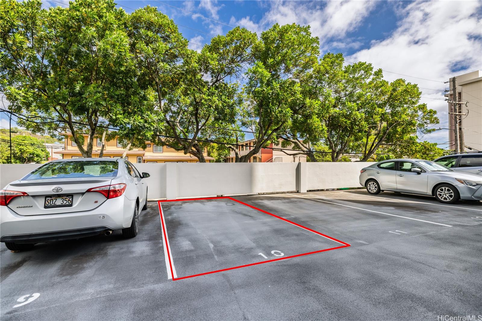 1545 Nehoa Street, Unit 302 Honolulu, HI 96822 - Photo 17 of 17