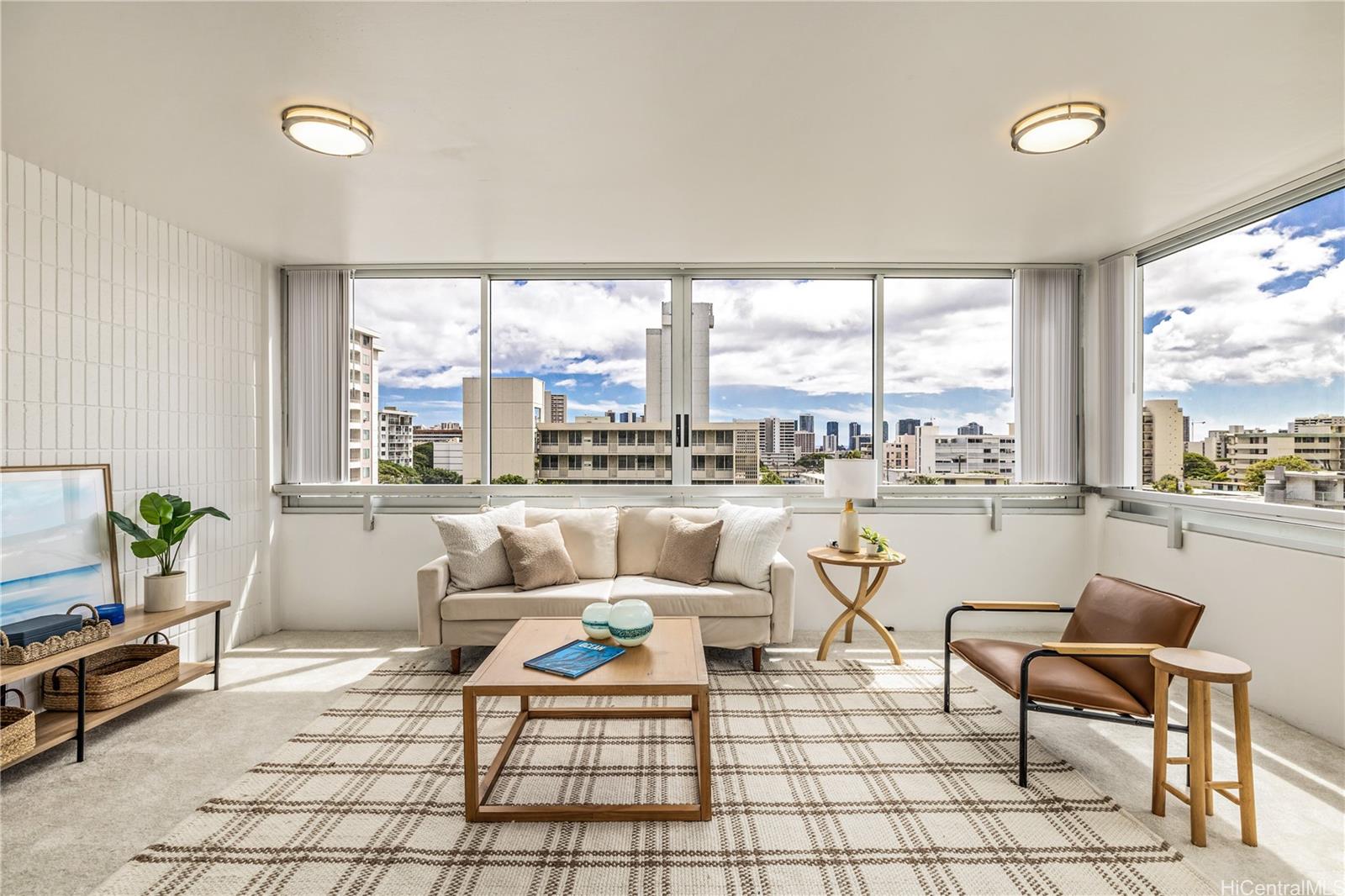 1545 Nehoa Street, Unit 302 Honolulu, HI 96822 - Photo 6 of 17