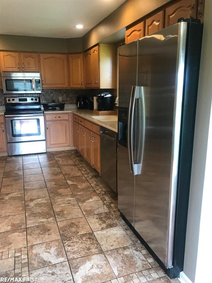 6221 Trumble Road St. Clair, MI 48079 - Photo 16 of 34 31356457-15.JPG