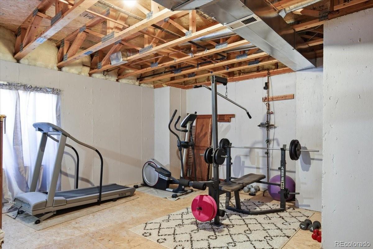 10330 Lions Path Lone Tree, CO 80124 - Photo 34 of 38