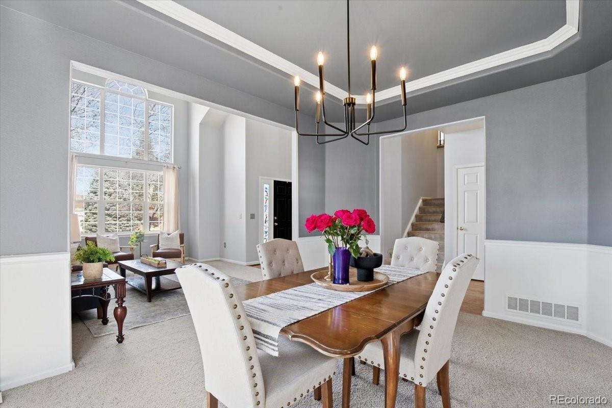 10330 Lions Path Lone Tree, CO 80124 - Photo 5 of 38